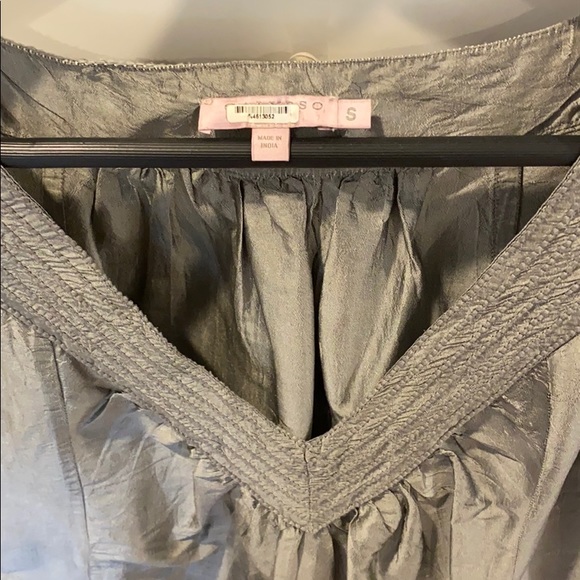 Silver v-neck Calypso shift dress - Picture 2 of 4